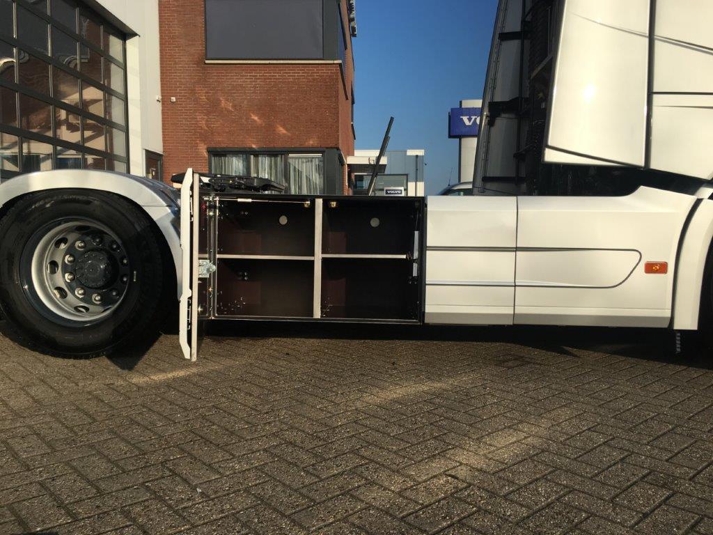 Nordic AKA SKirt kist VOLVO FH4 WB 3800 19